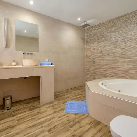 Chill Out By Interhome 빌라 *